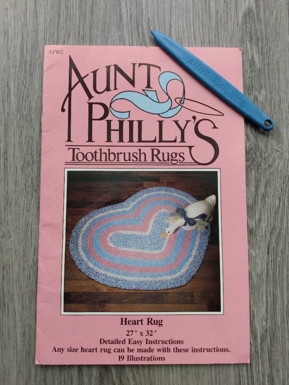 Vintage 80s Heart Shaped Rag Rug Craft Pattern Aunt Philly's Toothbrush Rugs